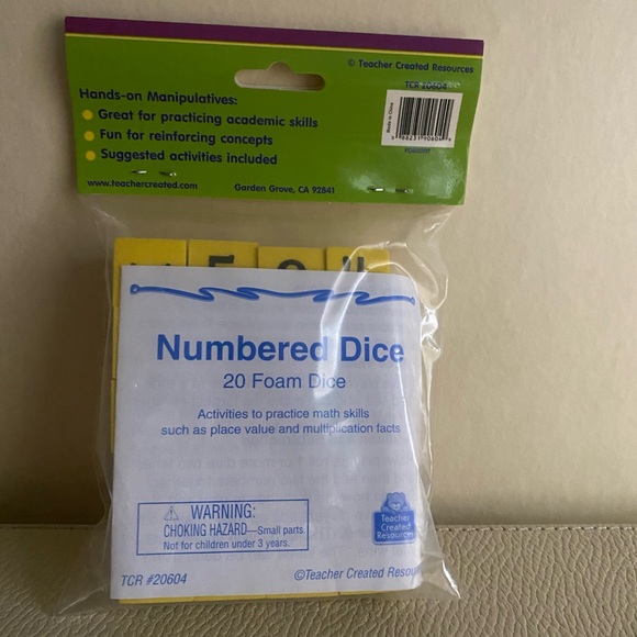 New in package numbered foam dice-20 dice - Picture 2 of 2